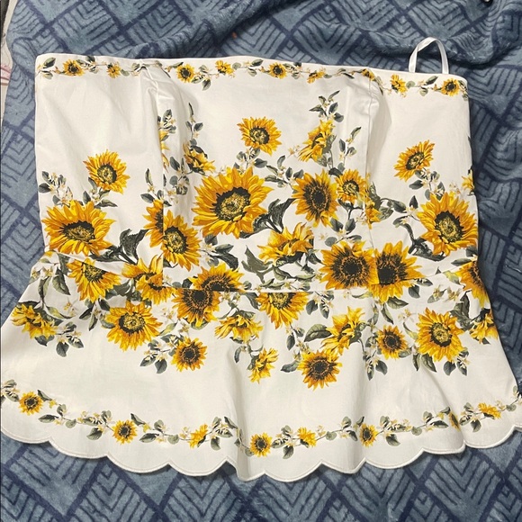 White House Black Market Tops - NWT White House Black Market Sunflower Print Strapless Top